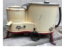 elektrická pračka Dana (40. léta 20. st.)